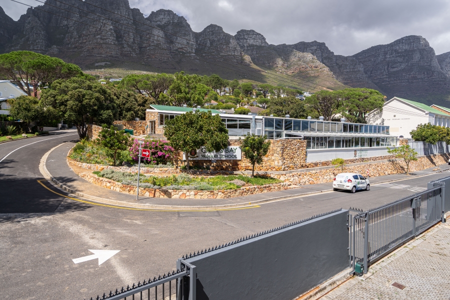 2 Bedroom Property for Sale in Camps Bay Western Cape